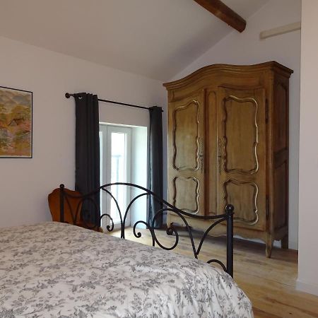 Maison D' Alys Entre Luberon Et Alpilles Cabannes Exteriör bild